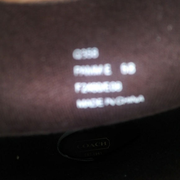 Coach monogram and zebra print overlay - Picture 6 of 6